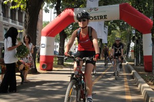 sosire_4 Florina Şerban (Cosmote), corporate girl, walks the talk and bikes the walk