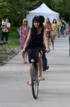 http://bucurenci.ro/wp-content/uploads/2011/07/Alexandra-Badoi_bicicleta-Cicloteque_Foto-Cristian-Duminecioiu-99x150.jpg